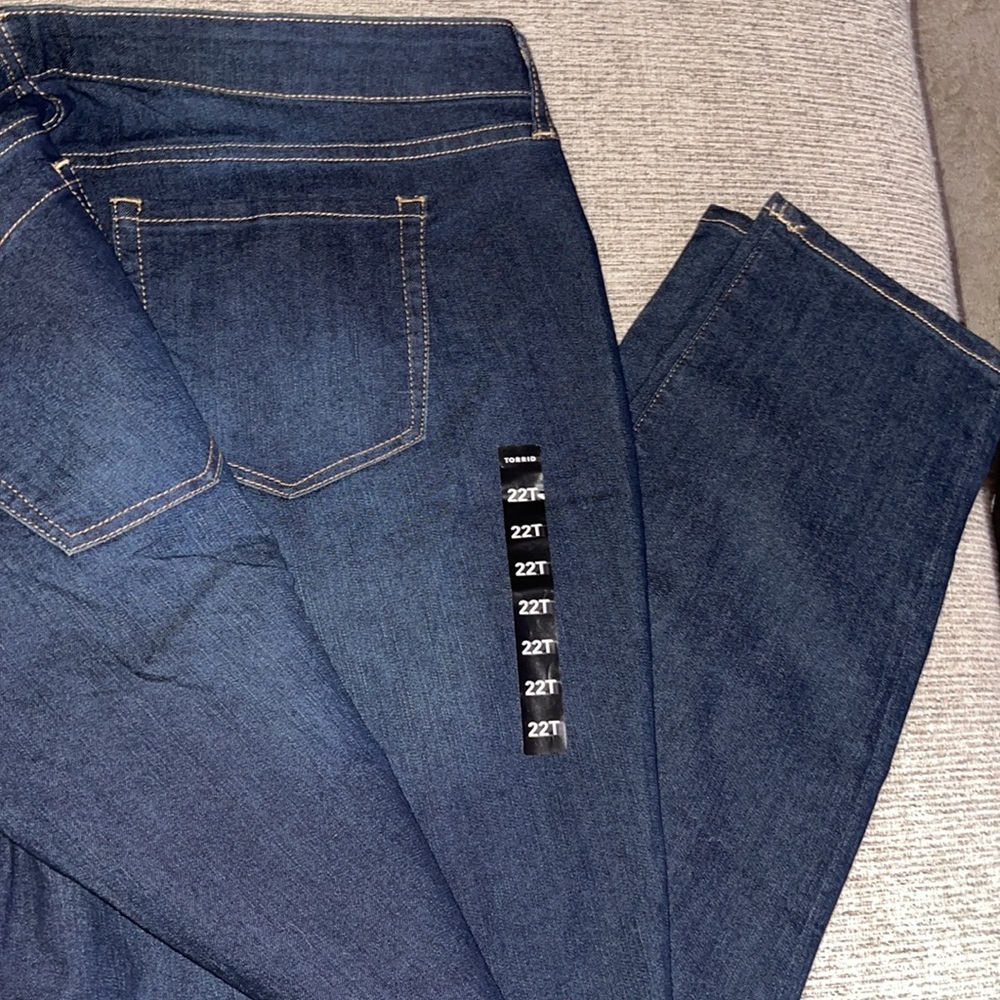 Jeans - Picture 2 of 3